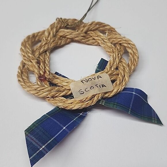 Rustic Rope Wreath Ornament with Blue Plaid Bow Nova Scotia - Picture 3 of 6